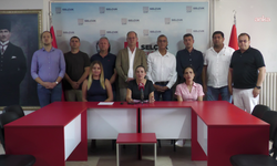 Efes Selçuk Belediye Başkanı Sengel ve meclis üyeleri, CHP'den istifa etti