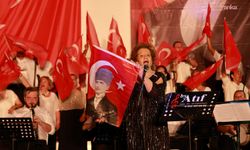 Foça Belediyesi Türk Sanat Müziği Korosu, Yenifoça'da konser verdi