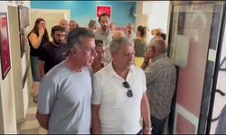 Görevden alınan CHP’li başkan binayı terk etti