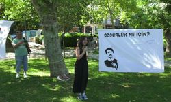 Kadıköy'de 'Özgürlük Buluşması' gerçekleştirildi... Kayhan Ayhan: Gazetecilikten taviz vermeyeceğiz
