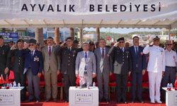 Kıbrıs Barış Harekatı'nın 52'nci yıl dönümü, Ayvalık'ta törenle kutlandı