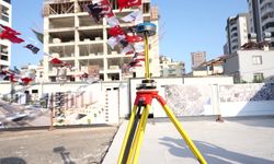 Mersin Büyükşehir Belediyesi'nden 1,5 milyar TL'lik ulaşım yatırımı: Vatan Caddesi-Kuyuluk Kavşağı'nın temeli atıldı