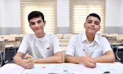 Mersin Büyükşehir Belediyesi'nin kurslarına katılan öğrencilerden LGS'de büyük başarı