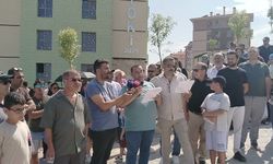 Mersin'de 15 aydır evlerine girmeyi bekleyen TOKİ mağdurlarından protesto