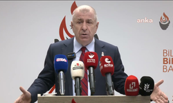 Özdağ'dan Bakan Tekin'e: 'Cumhuriyet'le Osmanlı arasında bir kavga yok, kavga senin Cumhuriyet'le kavgan'