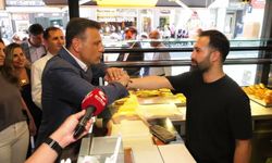 Özgür Çelik'ten 'Kılıçdaroğlu ne olacak böyle' diyen yurttaşa: 'Gitmiş saray ittifakının parçası hâline gelmiş'