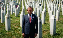 Özgür Özel: 'Srebrenitsa Soykırımı'nda yaşamını yitiren kardeşlerimizi rahmetle anıyorum'