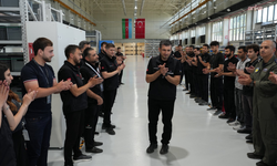 Selçuk Bayraktar, Azerbaycan'daki Bayraktar Teknoloji tesislerini ziyaret etti