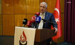 Ümit Özdağ, Rize'de konferansa katıldı