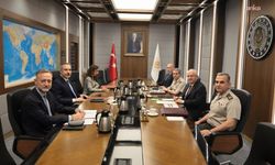 Yaşar Güler ile Hakan Fidan MSB'de bir araya geldi
