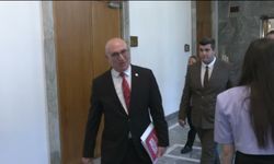 YENİ Parti milletvekilleri kapalı grup toplantısı öncesinde konuştu: 'Partimiz barış, huzur, demokrasi, hukuk devleti getirsin'