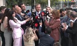YENİ Parti'nin kuruluş dilekçesi İçişleri Bakanlığı'na verildi... Murat Emir: 'Biz, fiilen işgal altına alınmış, sarayda hazırlanmış kirli bir senaryonun parçası olmuş kişileri geride bırakıyoruz.'