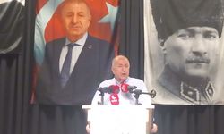 Zafer Partisi Genel Başkanı Özdağ Samsun'da konuştu: 'İktidar hukuk oyunlarıyla muhalefeti bölerek iktidarda kalma stratejisi izliyor'