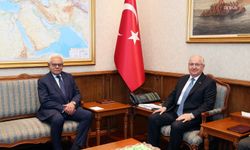 Bakan Güler, Pakistan'ın Ankara Büyükelçisi Cüneyd'i kabul etti