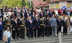 Bozüyük'te Zafer Bayramı törenlerle kutlandı
