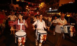 Efes Selçuk'ta 30 Ağustos coşkusu 'fener alayı ve konserle' taçlandı