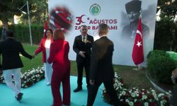 İzmir'de 30 Ağustos Zafer Bayramı resepsiyonu düzenlendi