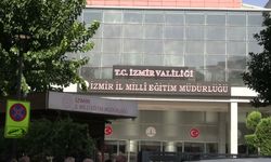 İzmir'de öğrenci velilerinden 'okul taşıma' kararlarına tepki