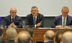 Özgür Özel, Kocaeli'nde sanayici iş insanlarıyla bir araya geldi