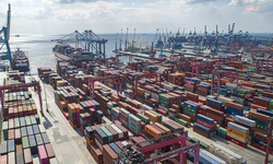 TÜİK: Dış ticaret açığı bir önceki yılın aynı ayına göre yüzde 13,6 artarak 6 milyar 463 milyon dolardan, 7 milyar 343 milyon dolara yükseldi