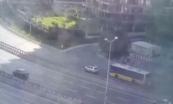 Zeytinburnu'nda otobüs kazası: Bir yolcu öldü, 2'si ağır 17 kişi yaralandı