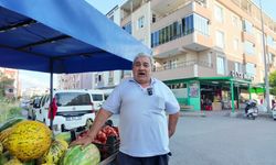 60 yaşındaki esnaf, çapa makinesini seyyar manava dönüştürdü