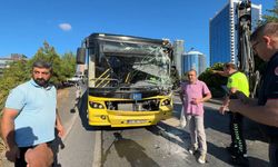 Beşiktaş’ta İETT otobüsü iş makinesine çarptı