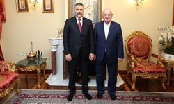 Bakan Çiftçi’den İsmail Kahraman’a dikkat çeken ziyaret