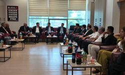 Adıyaman Belediye Başkanı Tutdere, yeni adli yıl dolayısıyla Adıyaman Barosu'nu ziyaret etti