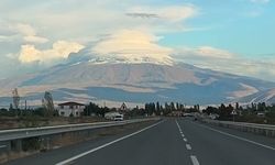 Ağrı Dağı beyaza büründü