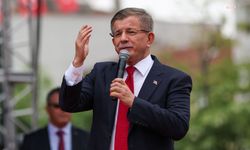 Ahmet Davutoğlu 'Cumhurbaşkanına hakaret' suçundan ifade verdi: 'Sözlerimin arkasındayım'