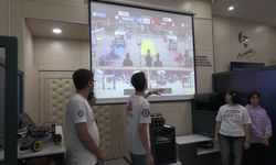 Akademi Manisa'da gençlere 'robotik ve mühendislik' deneyimi