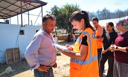 Antalya Büyükşehir Belediyesi, yangından etkilenen vatandaşların yanında