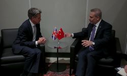 Bakan Fidan, İngiliz mevkidaşı Miliband ile görüştü