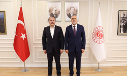 Bakan Işıkhan, Memur-Sen Genel Başkanı Yalçın ile görüştü