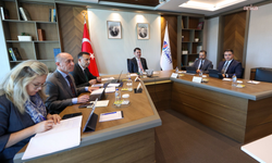 Bakan Kurum, COP31 gündemiyle Avustralya İklim Değişikliği ve Enerji Bakanı Chris Bowen ile görüştü