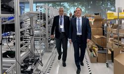 Bakan Memişoğlu, ABD'de Intuitive Surgical firmasını ziyaret etti