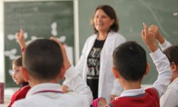 Bakan Tekin: Öğretmenlerimizin mazeret durumlarını gözeterek iller arası yer değişikliği sürecine ilişkin yeni duyurumuzu yayımladık