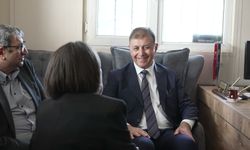 Cemil Tugay'dan Buca'da mahalle turu