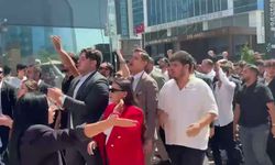 CHP Gençlik Kolları'ndan marşlar ve sloganlarla 103'üncü yıl kutlaması