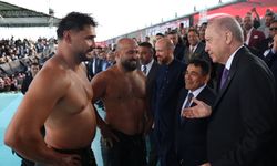 Cumhurbaşkanı Erdoğan, Yağlı Güreş Cumhurbaşkanlığı Kupası finalini izledi