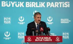 Destici, Preveze Deniz Zaferi'nin 488'inci yıl dönümü ve Deniz Kuvvetleri Günü'nü kutladı