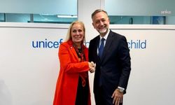 Dışişleri Bakan Yardımcısı Gümrükçü, UNICEF Ortaklıklardan Sorumlu İcra Direktör Yardımcısı van der Heijden ile görüştü