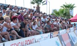 Foça'da plaj voleybolu heyecanı: Avrupa şampiyonları Hollanda ve Avusturya