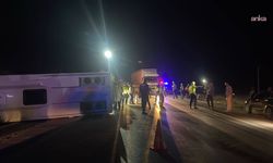 Gaziantep Valiliği'nden 7 kişinin hayatını kaybettiği kazaya ilişkin açıklama: 1'i ağır 13 yaralının tedavisi sürüyor