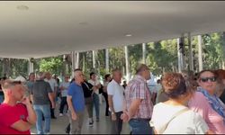 Girne açıklarındaki feribot faciasında can veren Reyhan Verimli, Mersin'de toprağa verildi