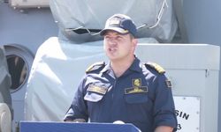 Girne'de arama çalışmaları sürüyor... TCG Işın Komutanı Cesur: 'Batığı tespit edip 500 metrede arama yapacağız'
