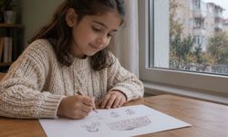 Gölbaşı Belediyesi'nden 800 çocuğa kırtasiye desteği