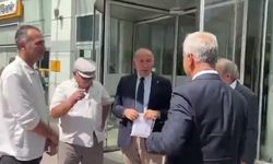 Gürsel Tekin'den icra dairesine ziyaret: CHP, bugün de borç içindeki milyonlarca insan için umut olmak zorunda