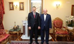 İçişleri Bakanı Çiftçi, eski TBMM Başkanı İsmail Kahraman'ı ziyaret etti